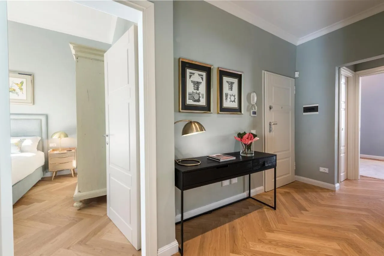 Appartamento BRAND NEW Dimora San Frediano Firenze 0*,  Italia